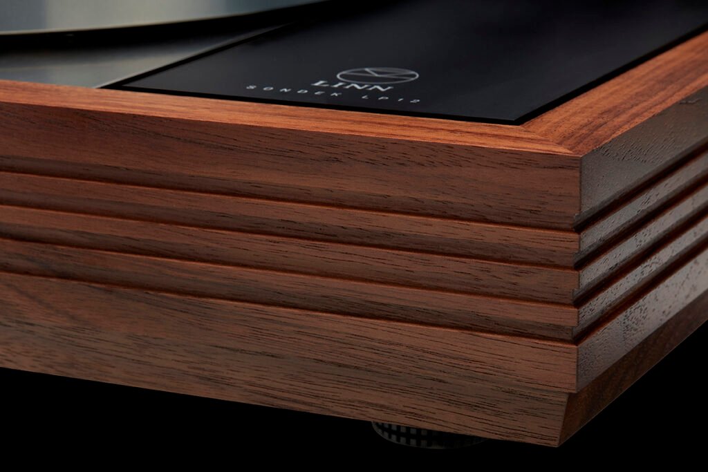 LP12 Fluted Plinth